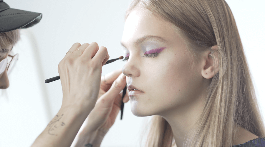 Luxe and fashion - Content creation | Création de contenu makeup before shooting